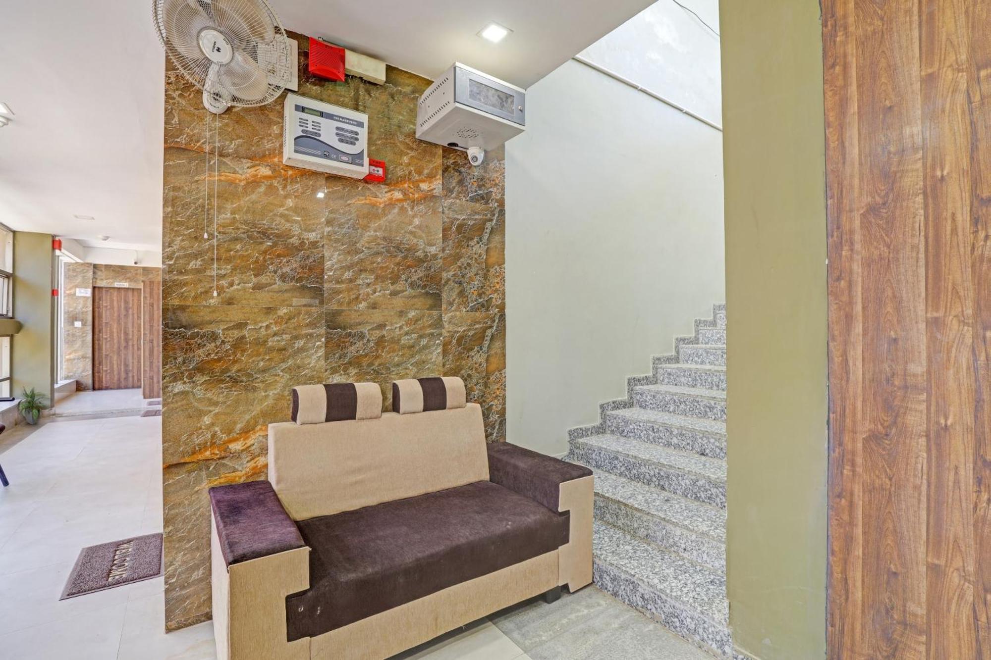 Fabhotel Relax Гандинагар Экстерьер фото