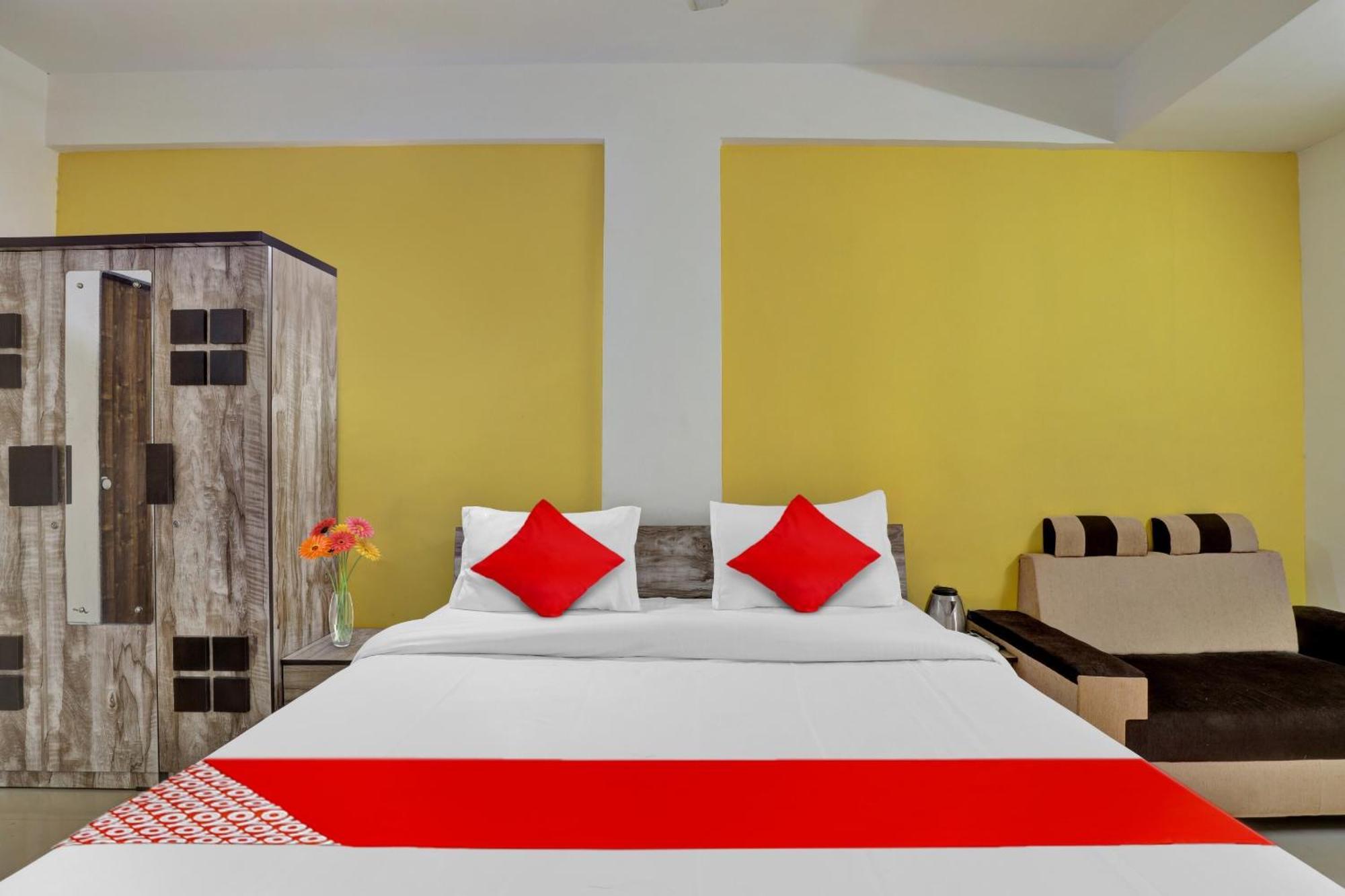 Fabhotel Relax Гандинагар Экстерьер фото