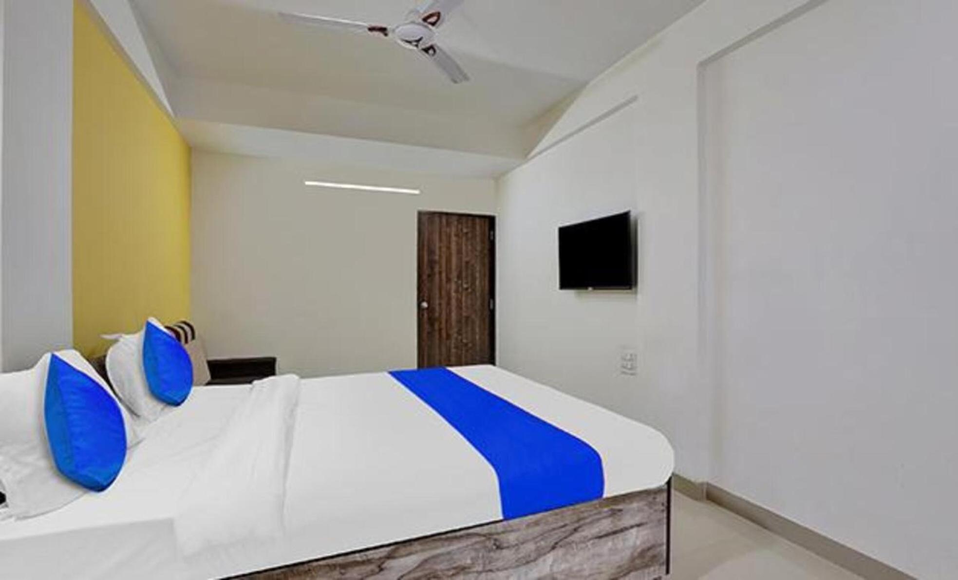 Fabhotel Relax Гандинагар Экстерьер фото