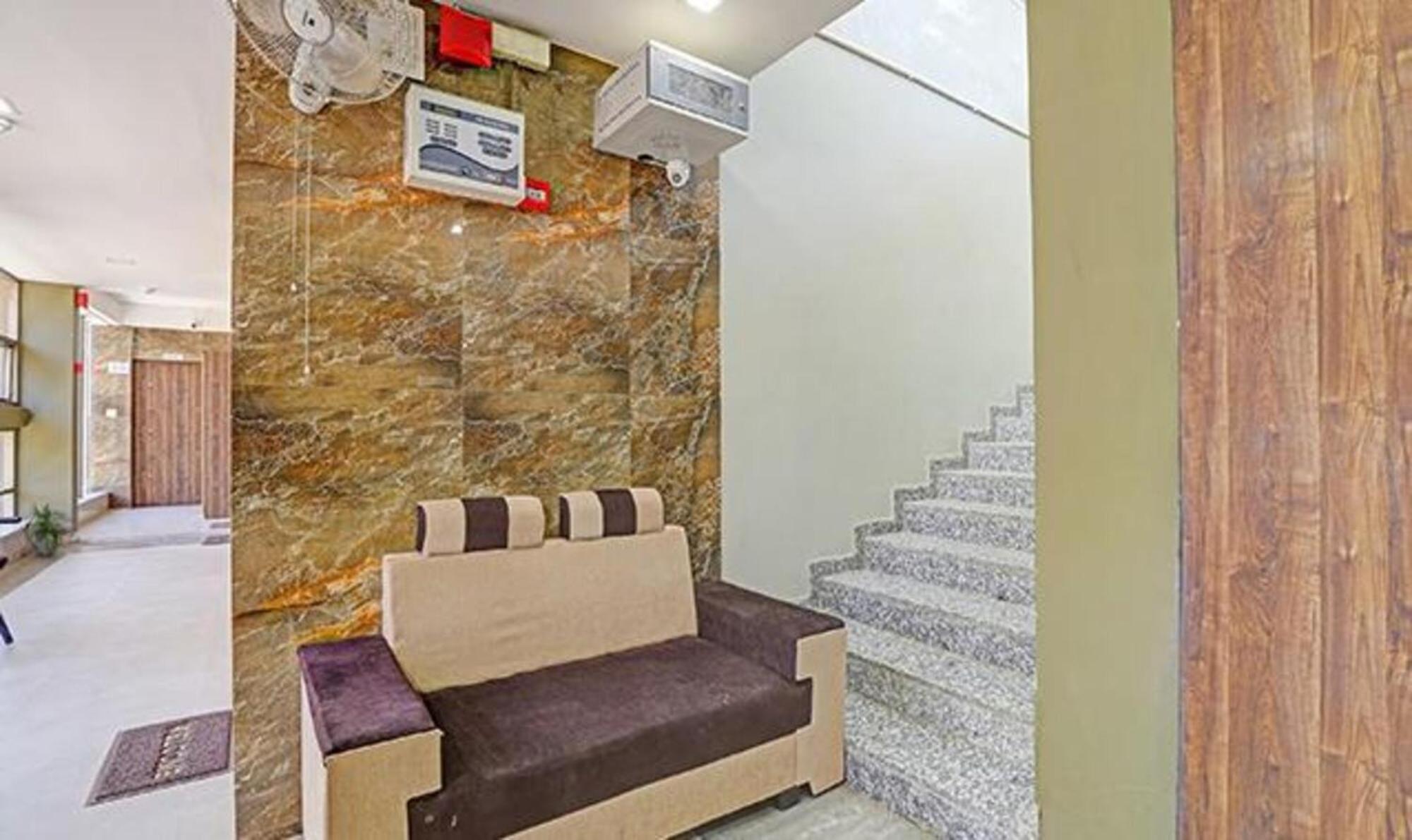 Fabhotel Relax Гандинагар Экстерьер фото